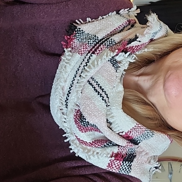 Fall/Winter Accessory Bundle NWT - Picture 5 of 10